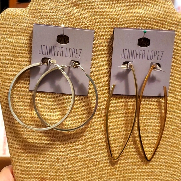 Jennifer Lopez earrings (2 pair) - Picture 1 of 3